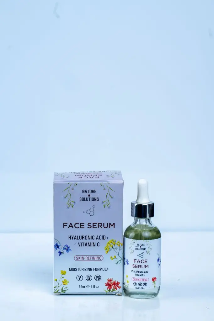 Hyaluronic  Acid +  
Vitamin C