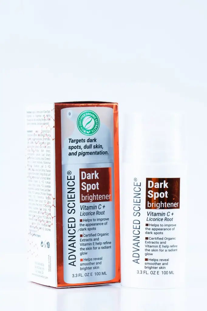 ADVANCED  SCIENCE : DARK SPOT
Brightener VITAMIN C + LICORICE ROOT