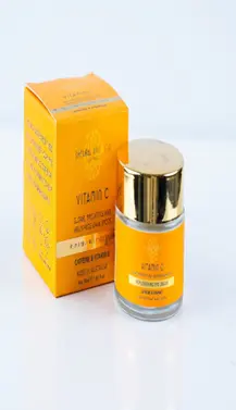 NATURAL INFUSION VITAMIN C : Glows, Brightens and Help Fade Dark Spots (Replenshing eye cream)