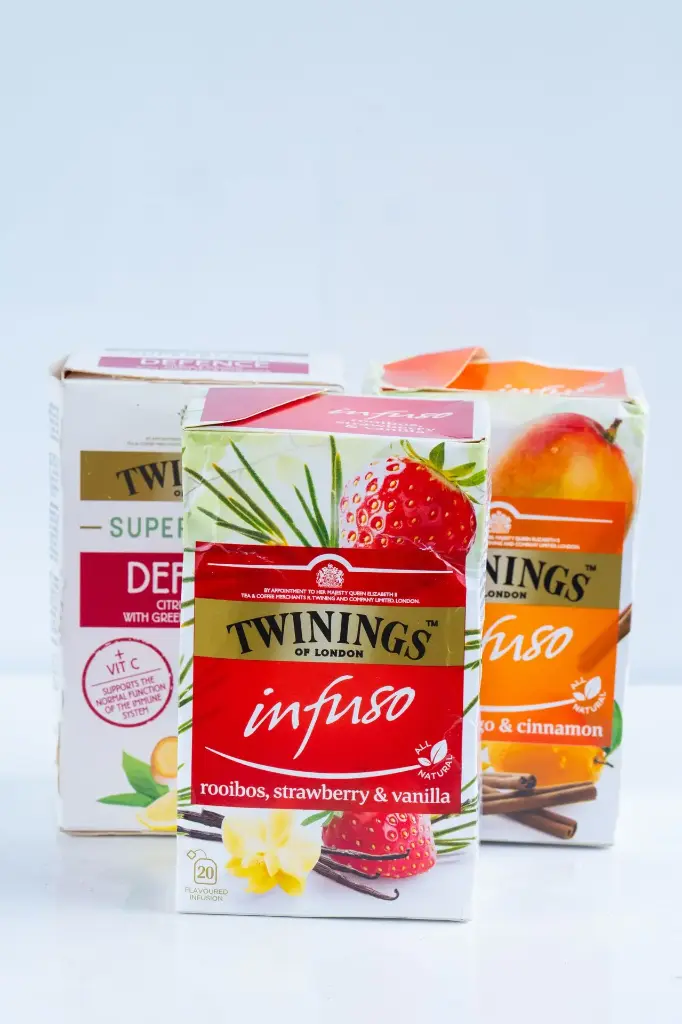 TWININGS 
infuso (Rooibos, Strawberry & Vanilla) 