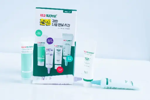 RED  BLEMISH (Trial Kit)